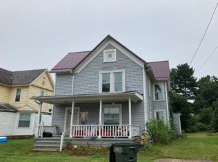 152 W Neighbor St, Newcomerstown, OH 43832