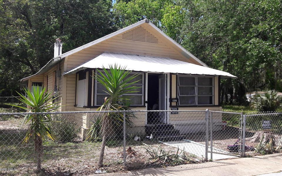 1st image of 1017 Tropic St
