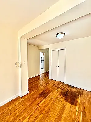 Rented by A&E Real Estate Management | media 7