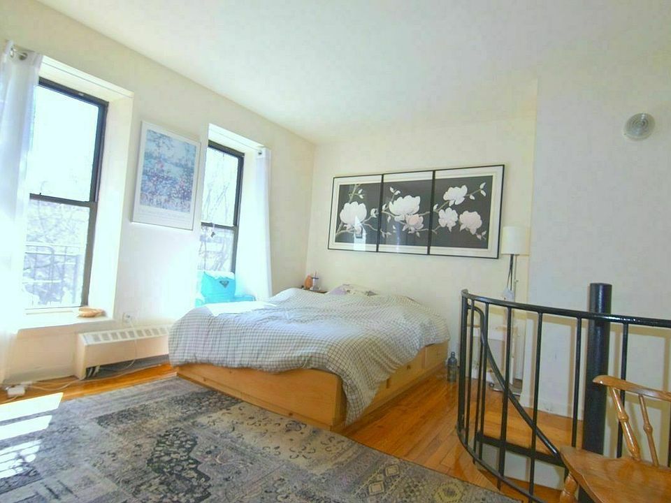 1st image of 580 Amsterdam Ave #3C