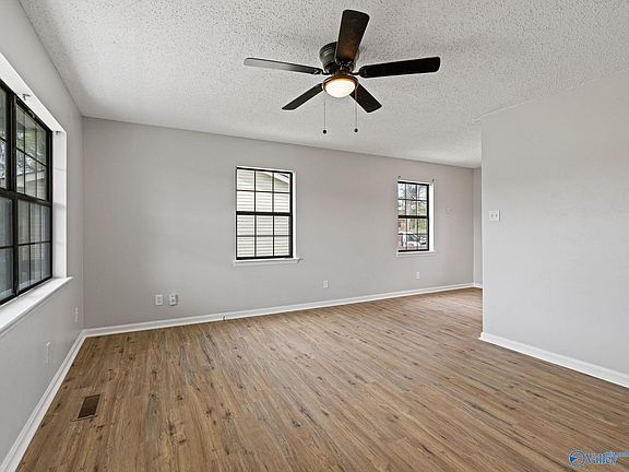 3rd image of 2708 Wilson Dr NW