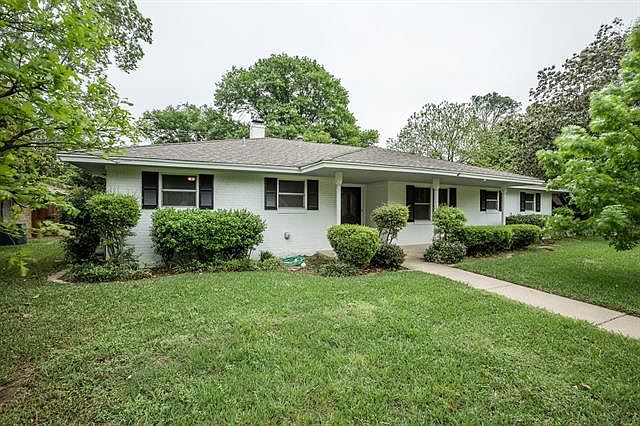 1st image of 2101 Meadowlake Ct