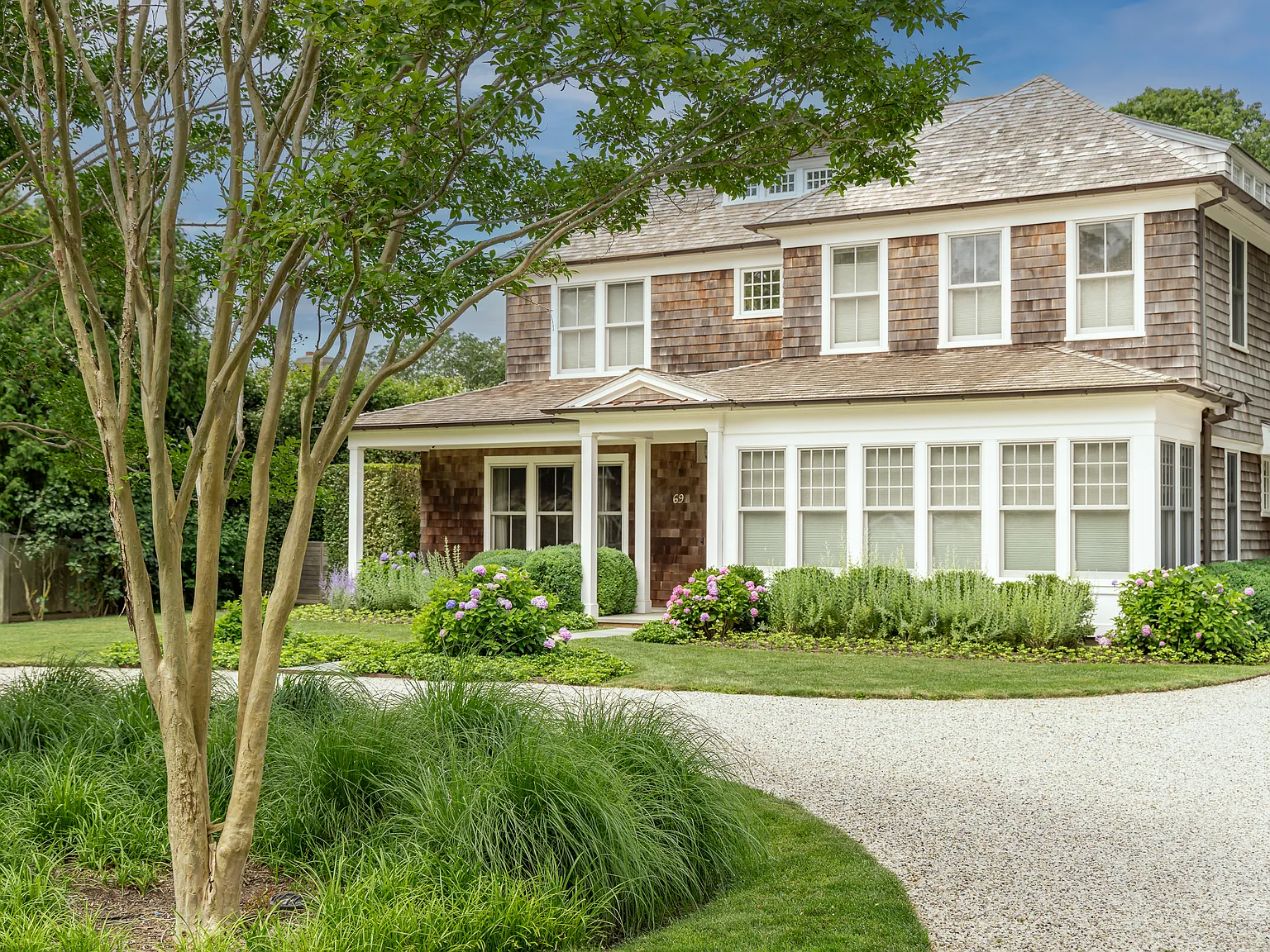 East Hampton with Everything — Photo 3