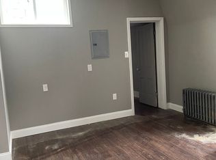 160 N West St APT 3, Carlisle, PA 17013