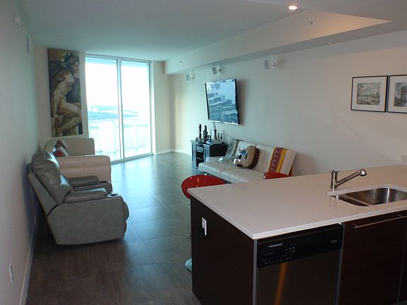 4th image of 1900 N Bayshore Dr APT 4608