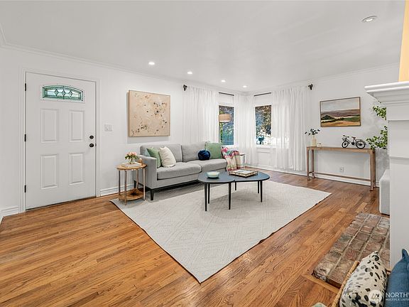 5th image of 13203 2nd Avenue NW
