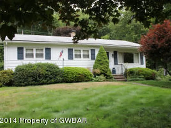 18 James Pl, White Haven, PA 18661