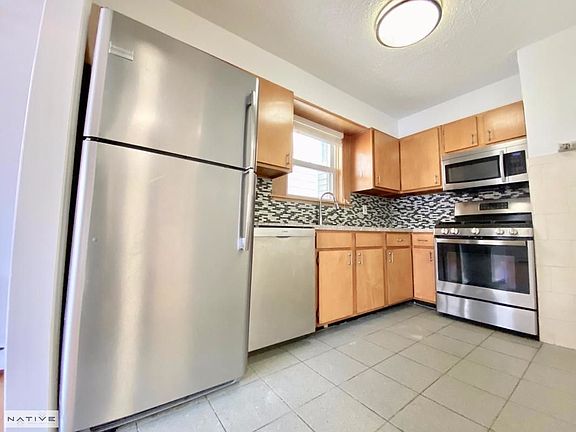 4th image of 92 Newell St APT 2F