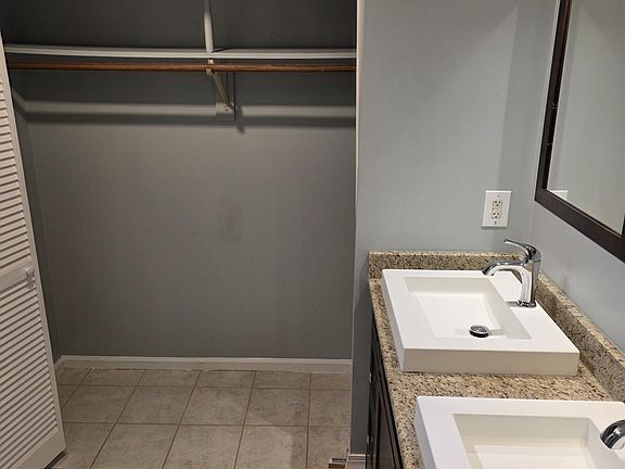3rd image of 701 Nottoway River Ct APT D