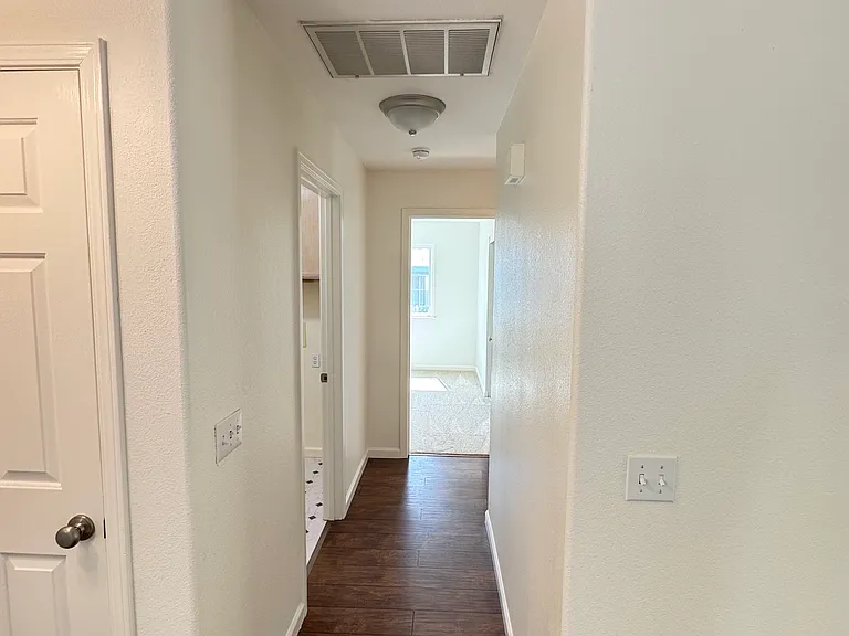 131 William Cir — Photo 16