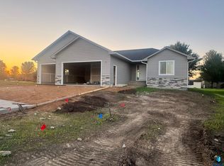 524 Shirley St, Harrisburg, SD 57032