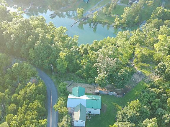 3rd image of 1225 Paradise Ln