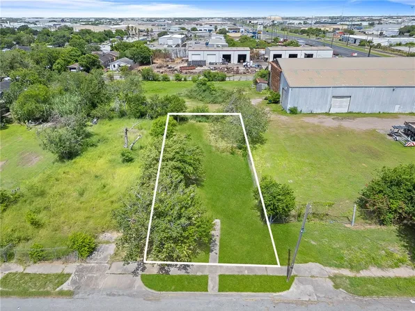 115 Pueblo St, Corpus Christi, TX 78405