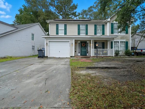 8352 Coventry Ct, North Charleston, SC 29420