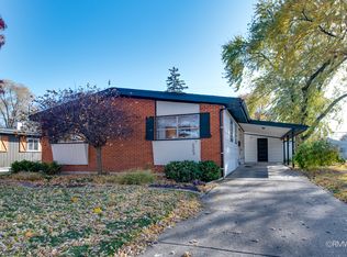 2303 Fulle St, Rolling Meadows, IL 60008