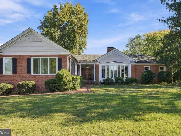 660 Country Club Rd, Culpeper, VA 22701