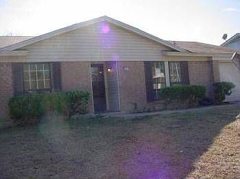 1st image of 1310 Colony Dr