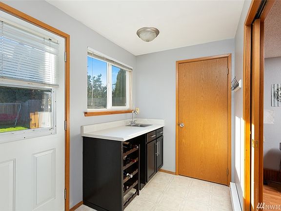 5th image of 4618 N 21st St