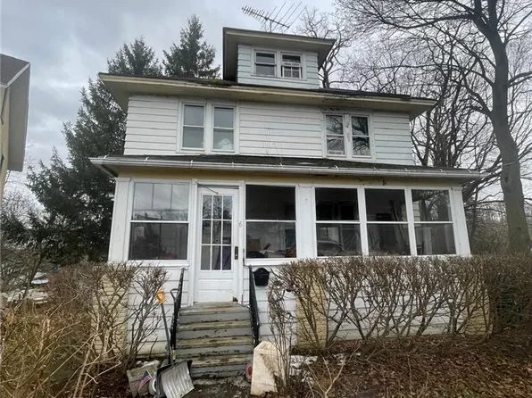 8 Main Ter, Perry, NY 14530