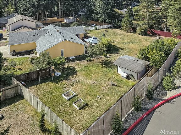 4th image of 231 Clay Ct SE