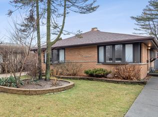 1020 S Douglas Ave, Arlington Heights, IL