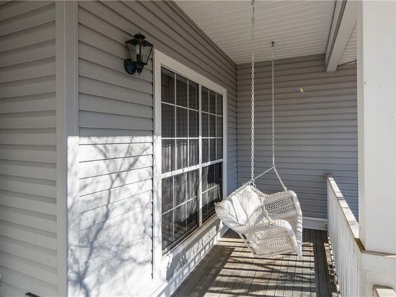 3rd image of 3044 E Whippoorwill Ln