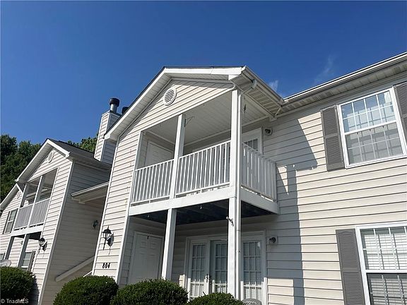 2nd image of 804 Folly Ct