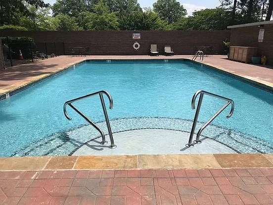4700 Randolph Rd — Photo 15