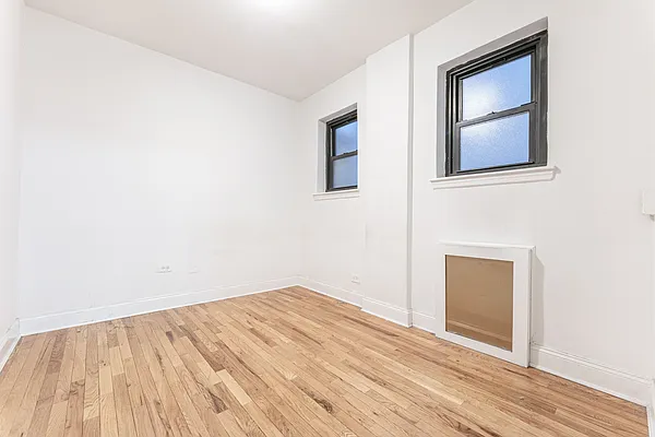 Rented by MNS | media 20