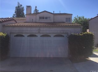 125 Racquet Club Dr, Compton, CA 90220