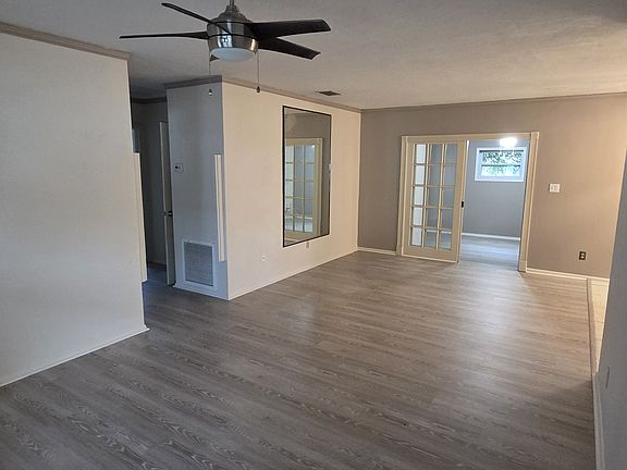 2nd image of 3056 Browning St