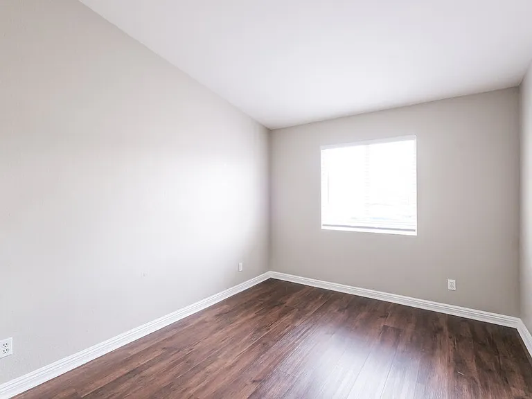 6634 W Pima St — Photo 14