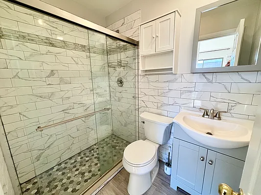 Rented by Garfield Realty  | media 24