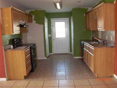 2nd image of 300 Woodbranch Dr