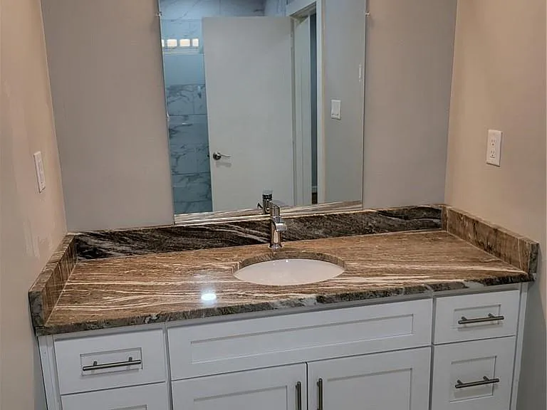 1 Sir Francis Wyatt Pl — Photo 29