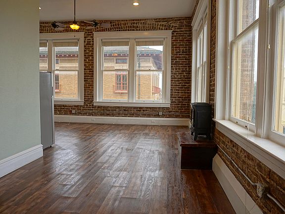 5th image of 100 W Crawford St #5
