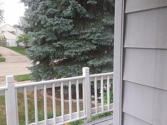 3rd image of 1799 Thomas Ave