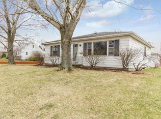 3267 W Bailey Rd, Cuyahoga Falls, OH 44221