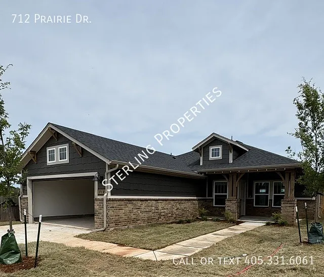 712 Prairie Ln