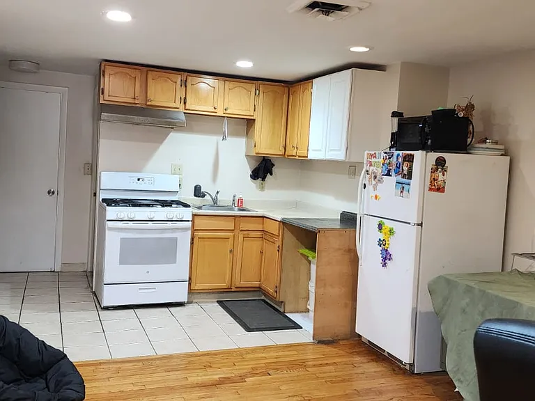 65A Beach St #3A — Photo 2