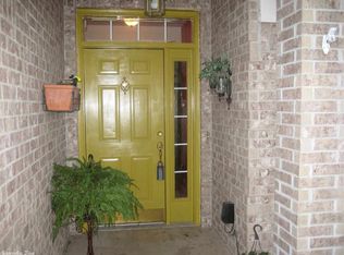 450 Honeysuckle Ln, Cabot, AR 72023