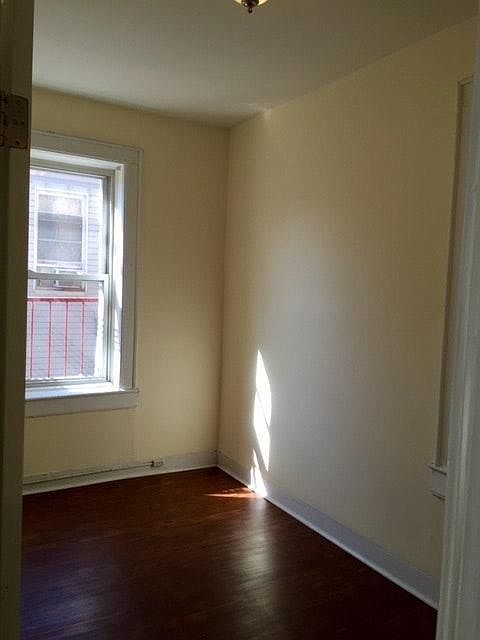 2nd image of 280 Verona Ave APT 2