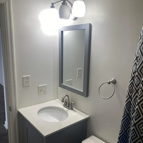 1016 Ogden Ave #9 — Photo 5