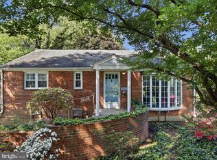 7247 Deborah Dr, Falls Church, VA 22046