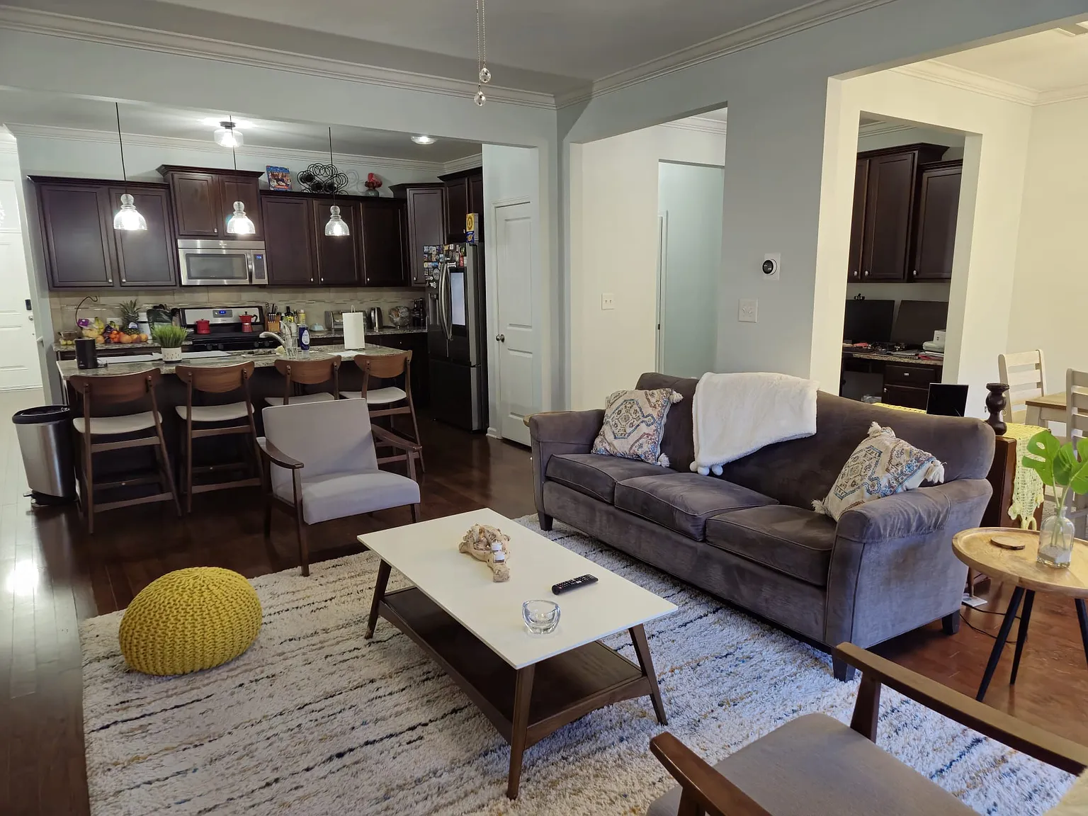 214 Hamlet Pl — Photo 4