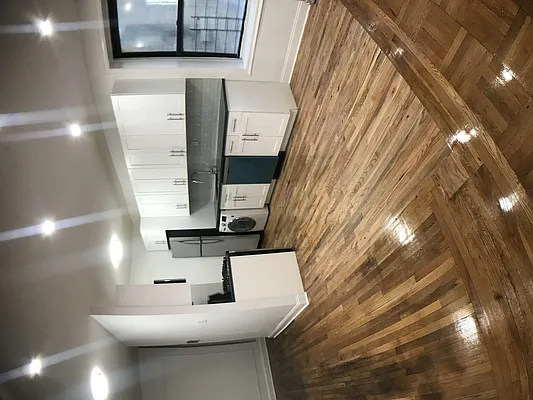 Rented by Clove Realty LLC | media 3