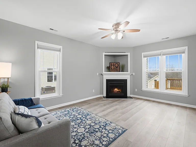 156 Haywood Ln — Photo 11