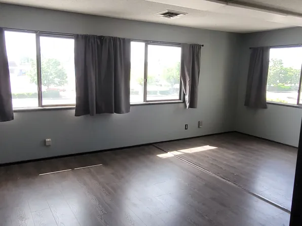 2070 Lancaster Dr NE Floor 2, Salem, OR 97305