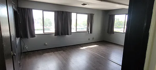2070 Lancaster Dr NE #2 Photo 1