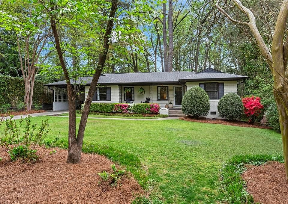 1st image of 2333 Ferndale Dr